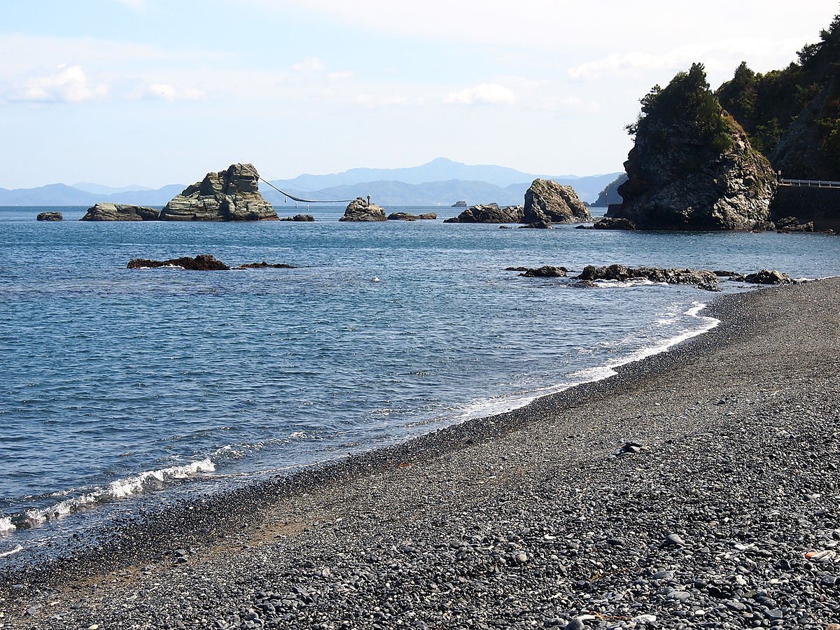 🌊 검은 해변(쿠로가하마) 이미지 3